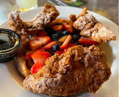 Bodega signature dishes The Big Mic Burger
Nashville Hot Chicken
Steak and Eggs